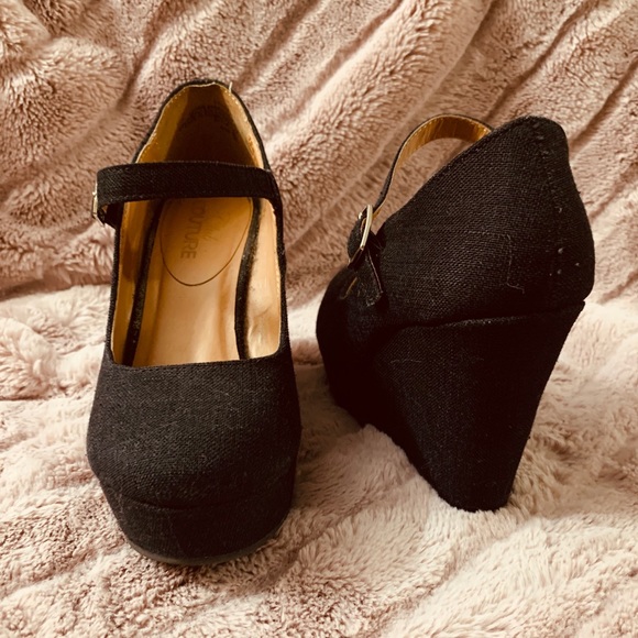 Black Wedge Strap Heels Size 6 - Picture 4 of 7